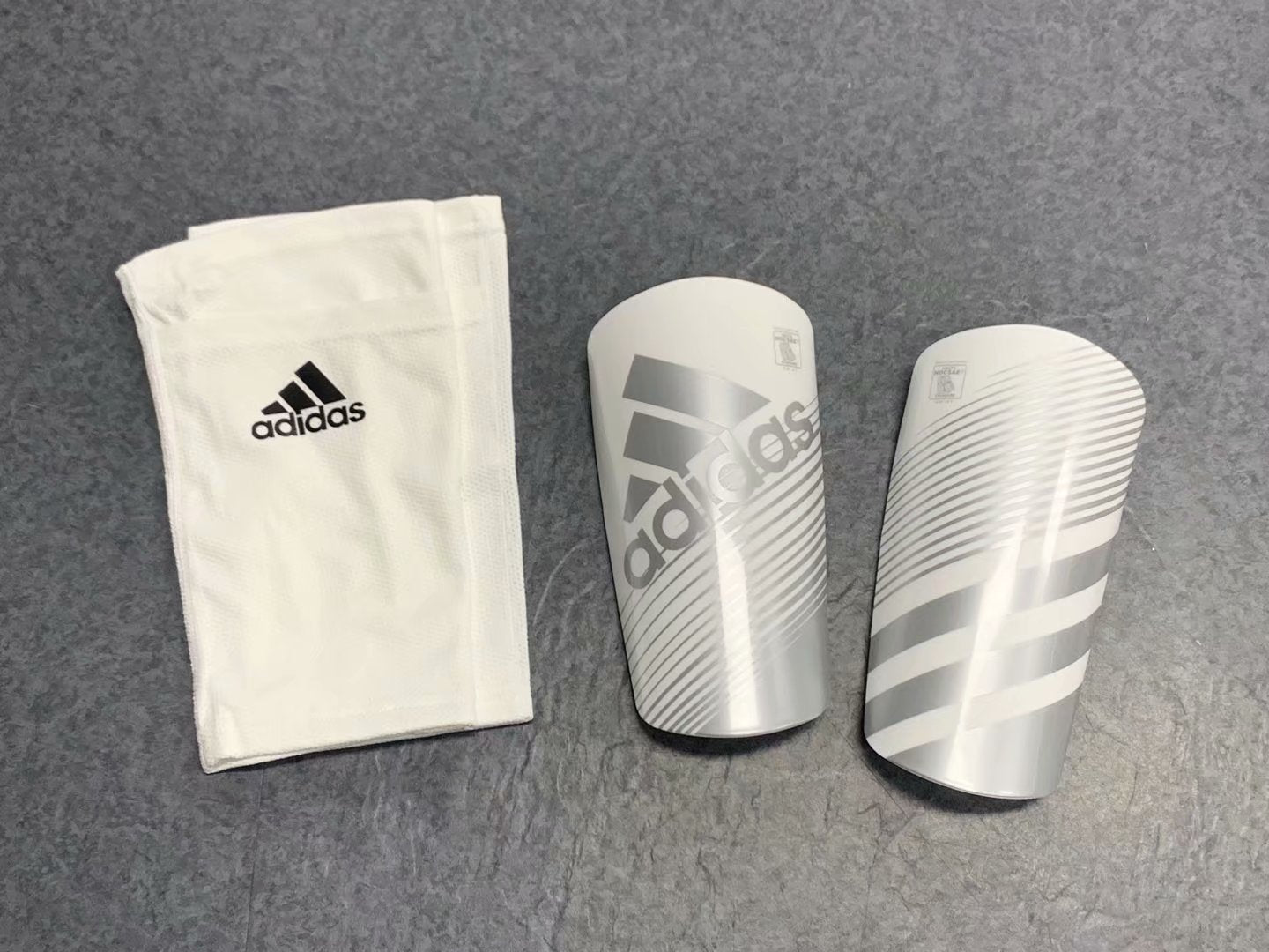 Caneleira Adulto-Criança | Acessórios Esportivos (Entregas Acima de 20€)