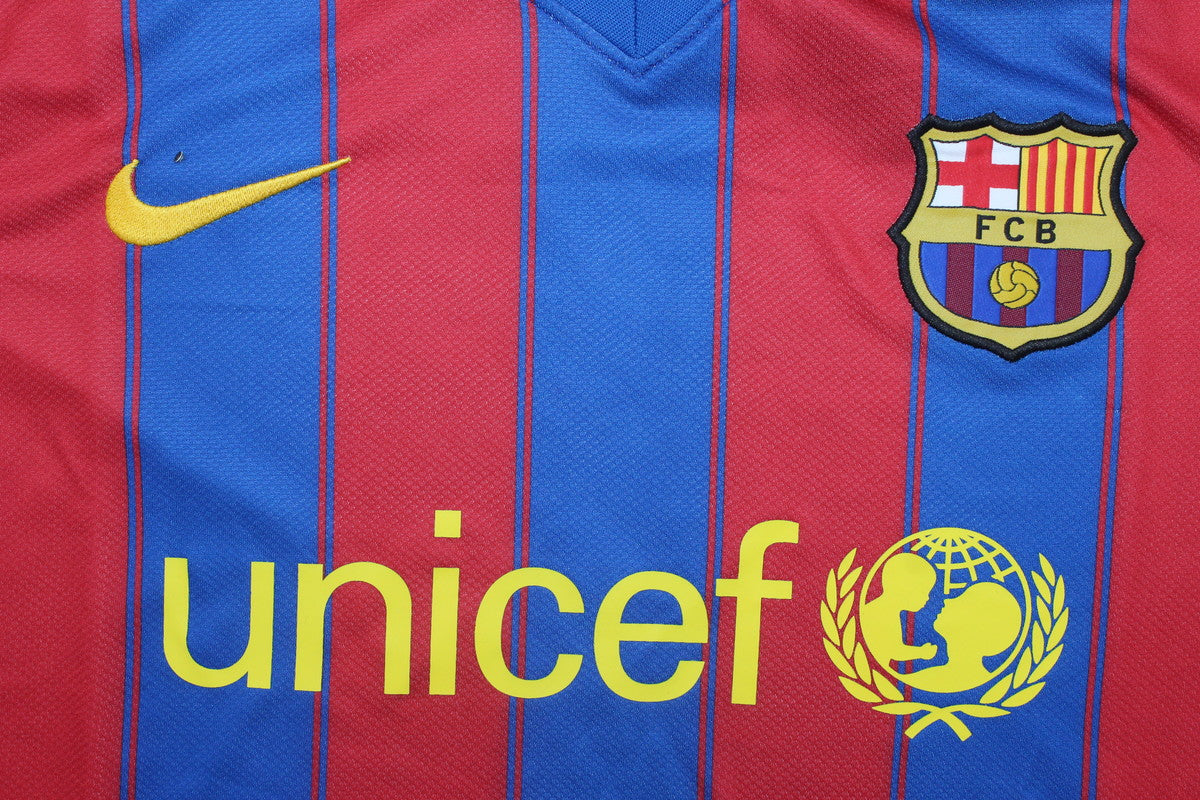 Camisa Barcelona Home 09/10 (Versão Manga Longa Retrô)