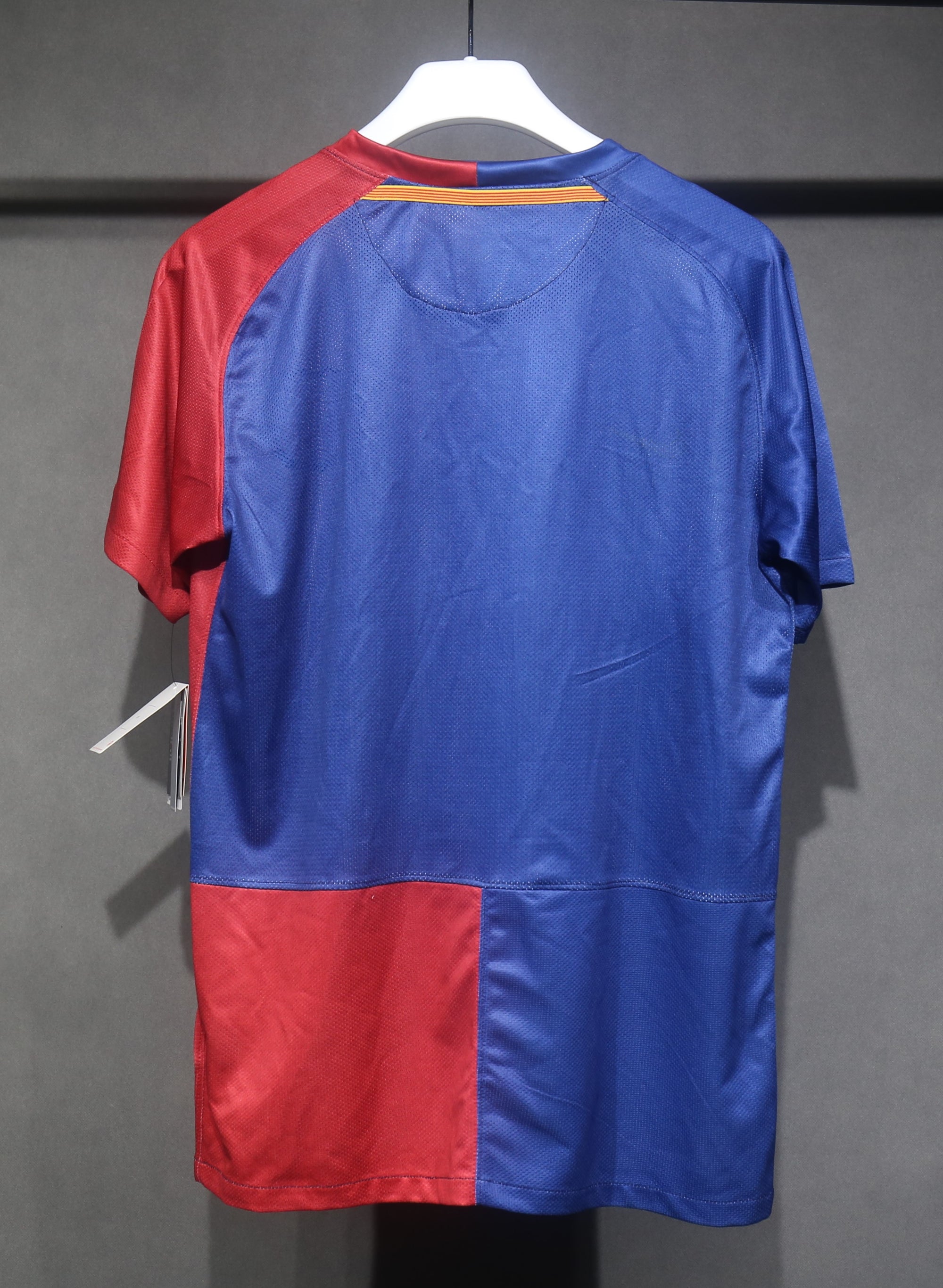 Camisa Barcelona Home 08/09 (Versão Jogador Retrô)