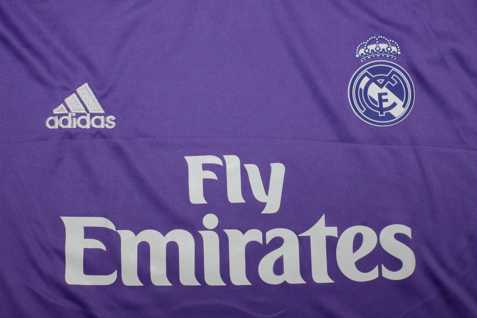 Kit Real Madrid Away 16/17 Conjunto Infantil (Versão Manga Longa Retrô)