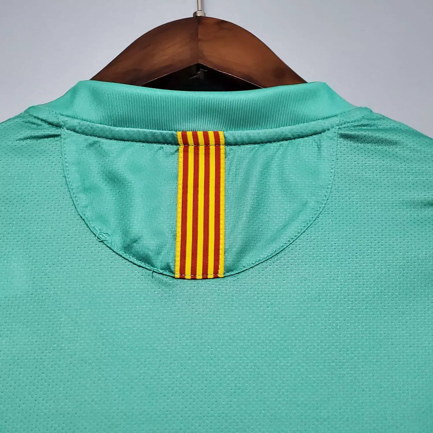 Camisa Barcelona Away 10/11 (Versão Retrô)
