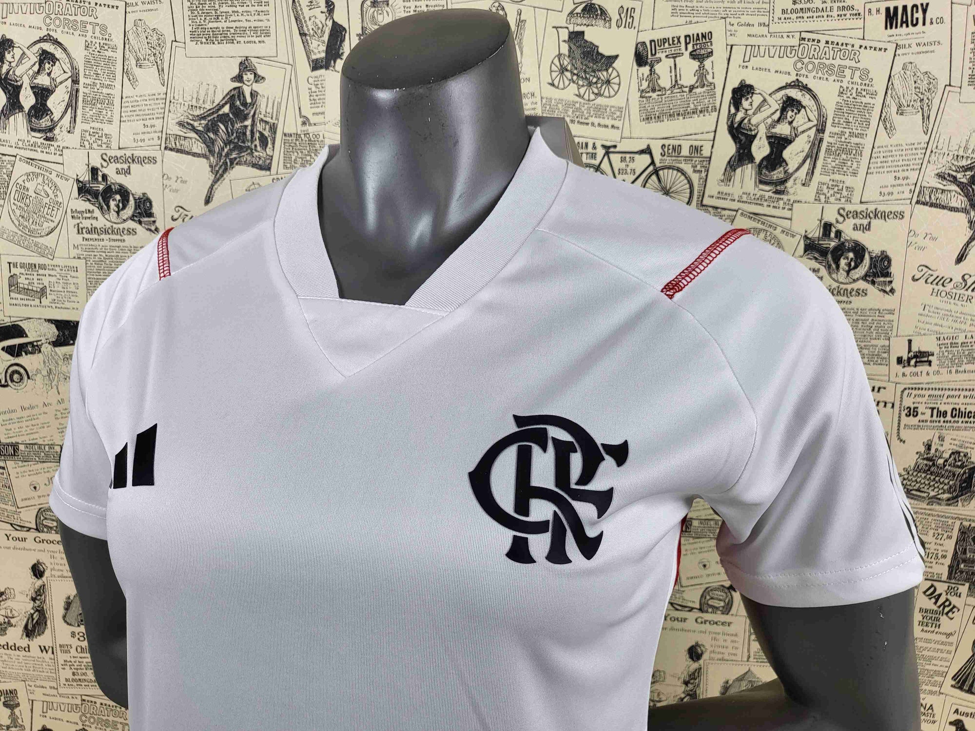 Camisa Feminina Flamengo Branco 23/24 (Versão Torcedor) | EDIÇÃO ESPECIAL