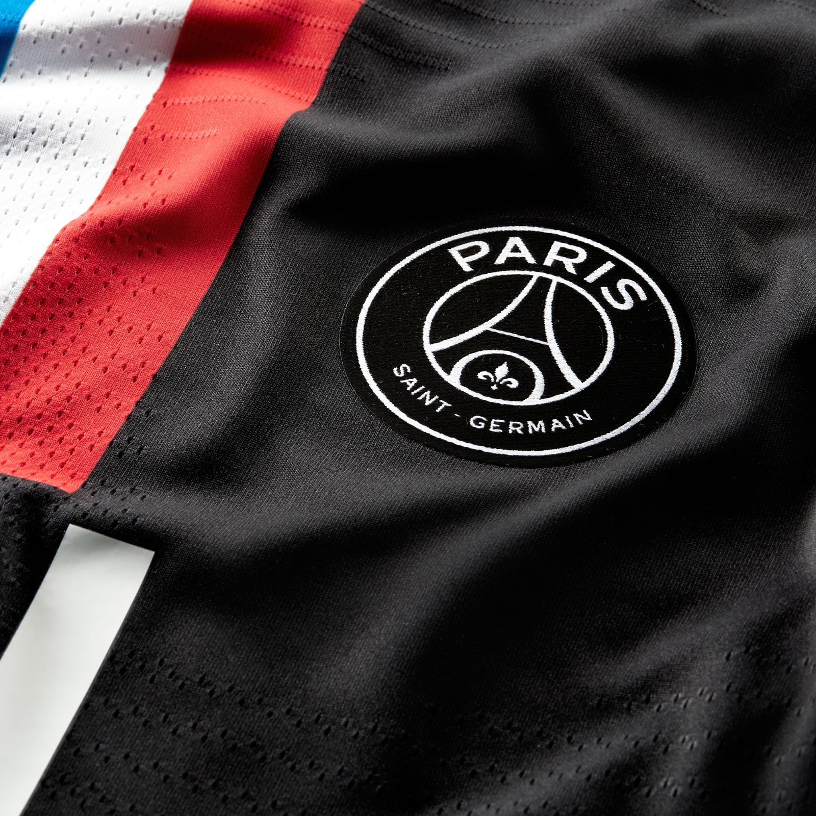 Camisa Paris Saint-Germain Fourth 19/20 (Versão Retrô)