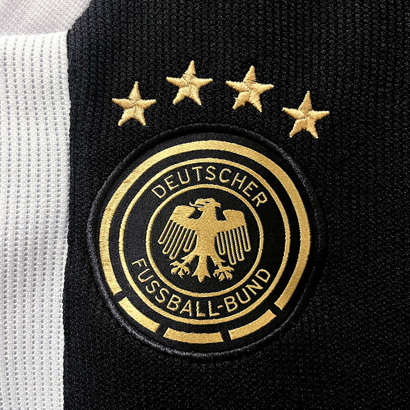 Camisa Seleção da Alemanha "Black Retro Style" (Versão Casual) | EDIÇÃO ESPECIAL