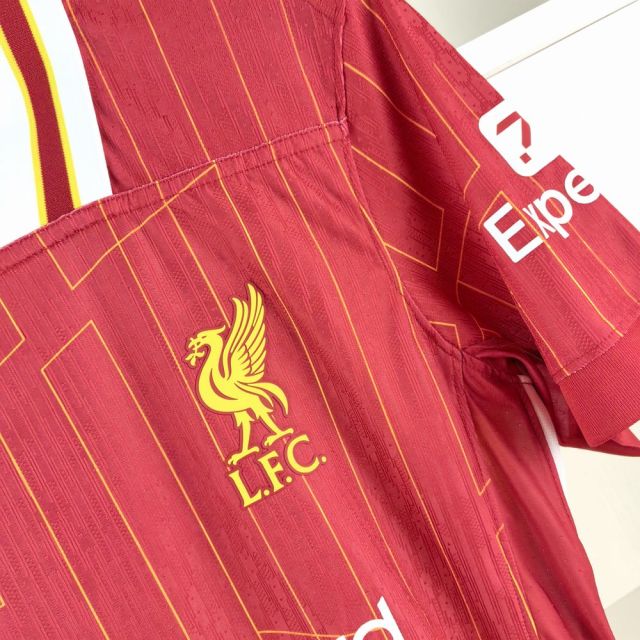 Camisa Liverpool 24/25 Home (Versão Jogador)