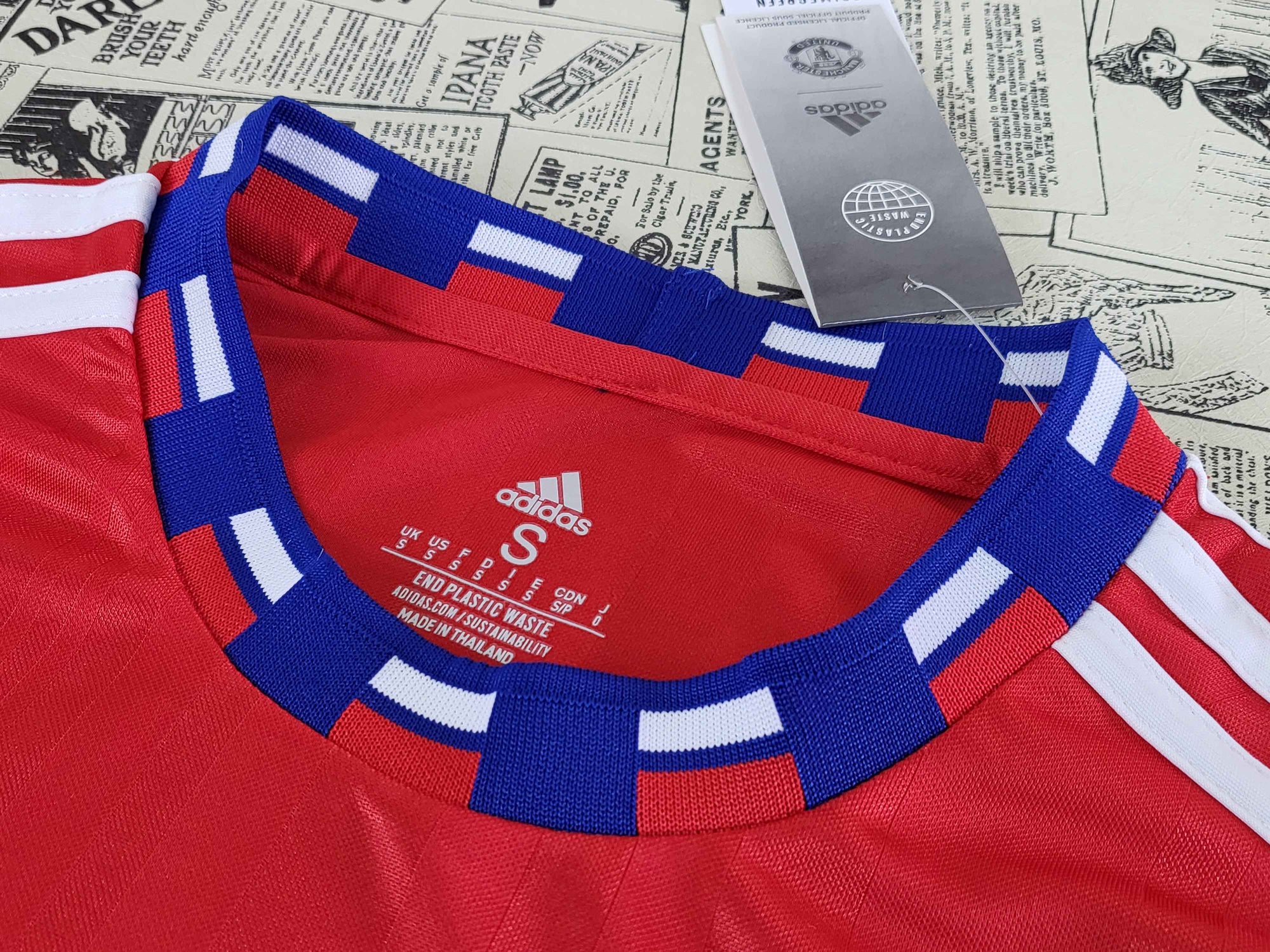 Camisa Manchester United "Retro Style" 23/24 (Versão Torcedor) | EDIÇÃO ESPECIAL