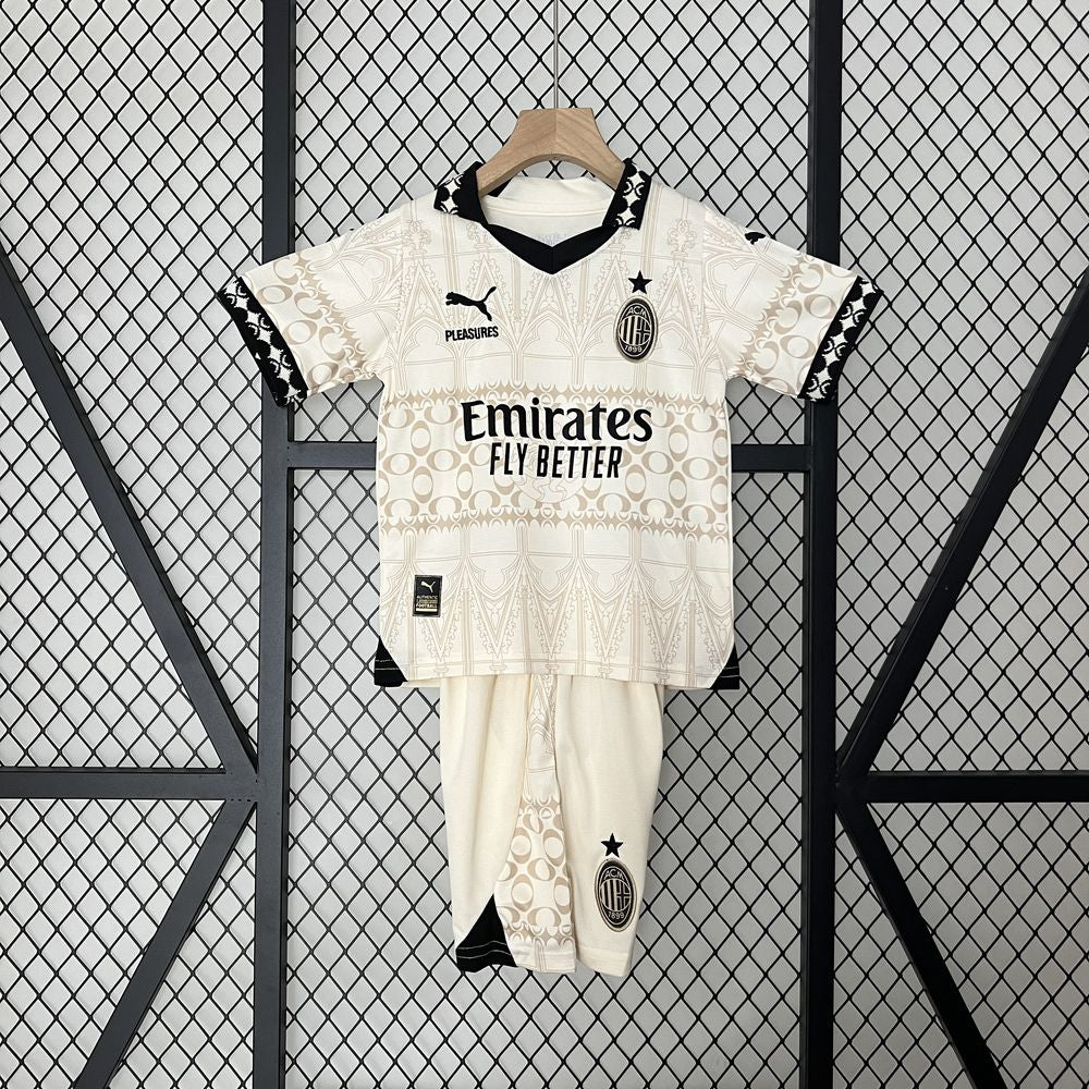 Kit AC Milan "Beige Style" 24/25 Conjunto Infantil (Versão Torcedor) | EDIÇÃO ESPECIAL