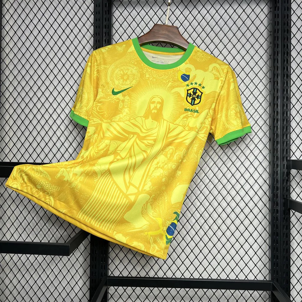 Camisa Seleção Brasileira "Cristo Conceitual Amarela" (Versão Torcedor) | EDIÇÃO ESPECIAL