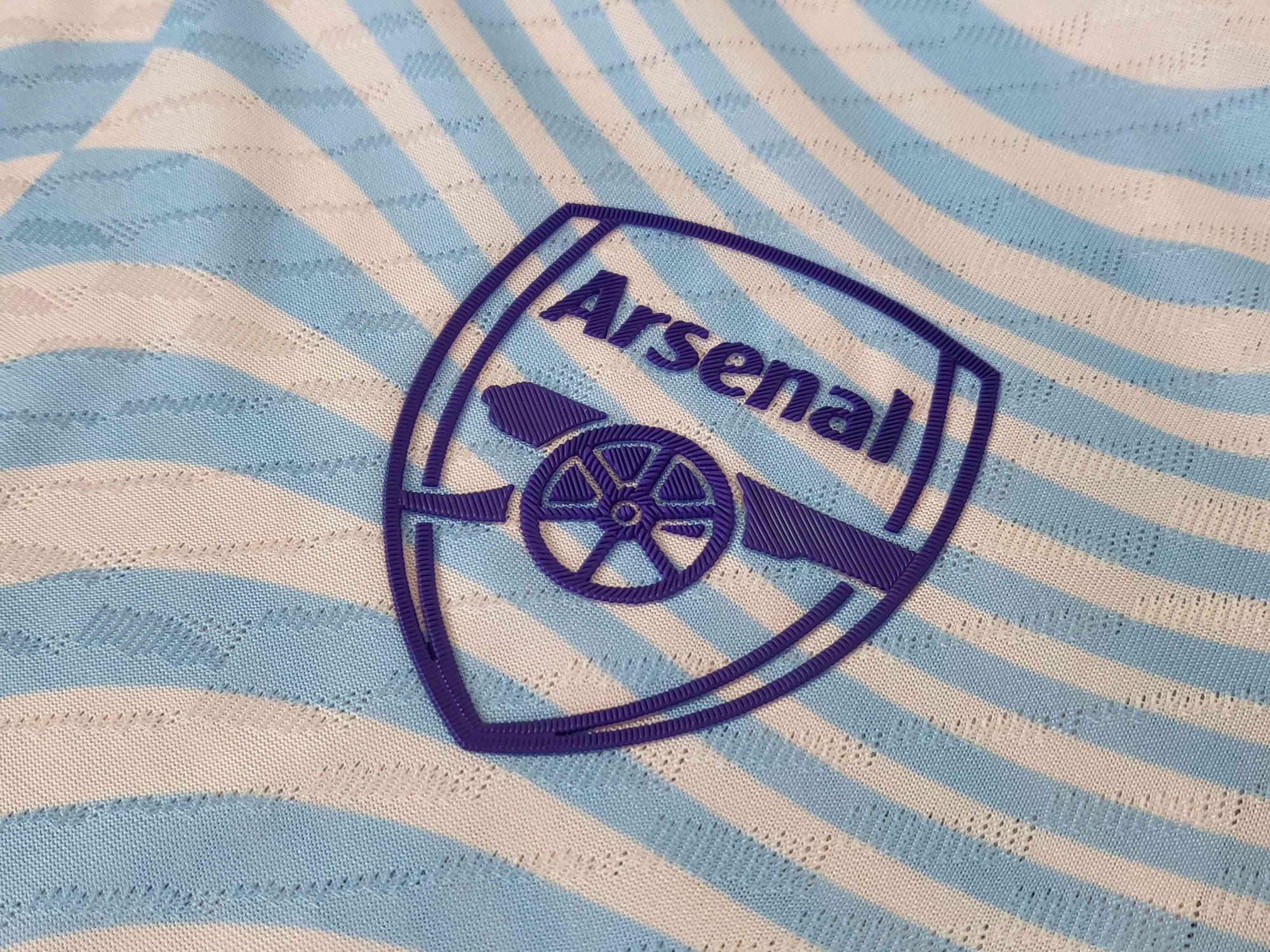 Camisa Arsenal F.C. "Blue Pink" 23/24 (Versão Jogador) | EDIÇÃO ESPECIAL