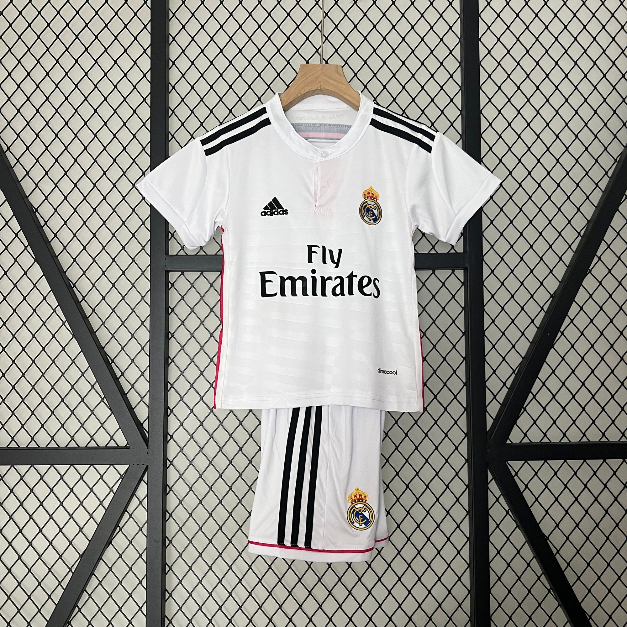 Kit Real Madrid Home 14/15 Conjunto Infantil (Versão Torcedor Retrô)
