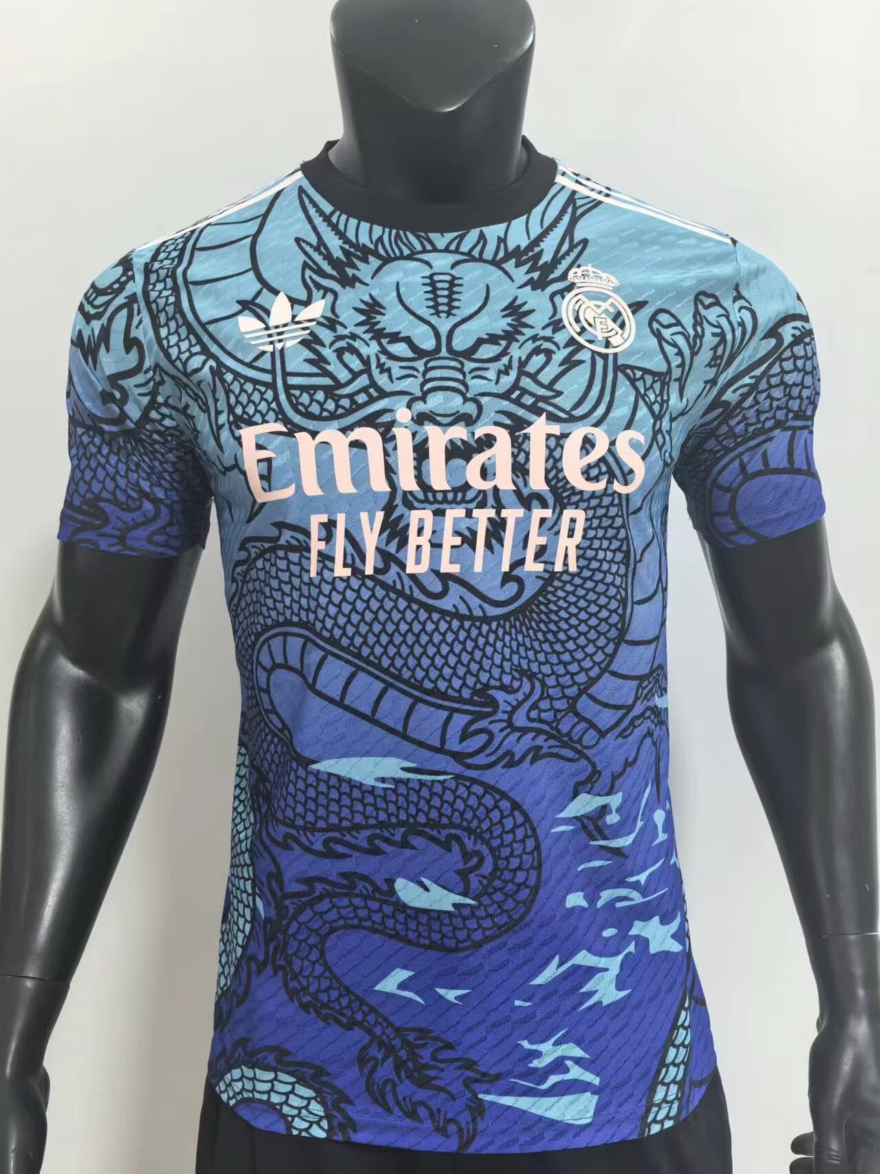 Camisa Real Madrid CF "Water Dragon" (Versão Jogador) | EDIÇÃO ESPECIAL