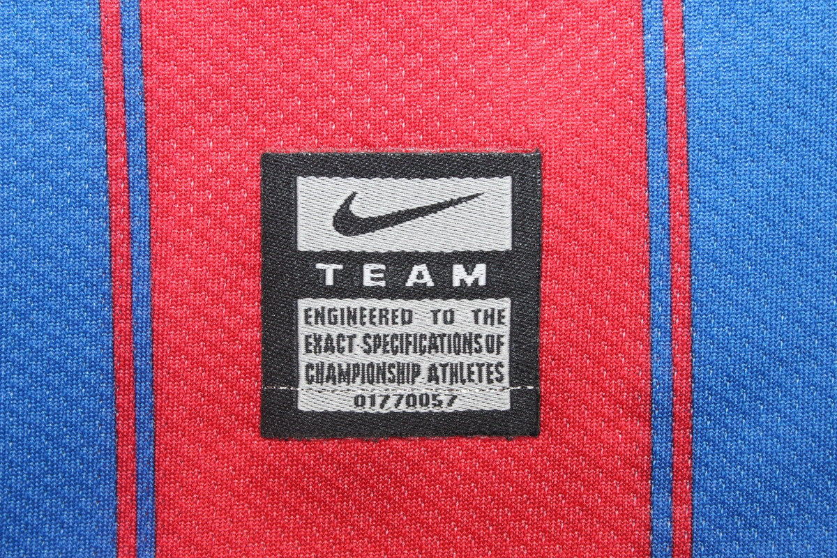Camisa Barcelona Home 09/10 (Versão Manga Longa Retrô)
