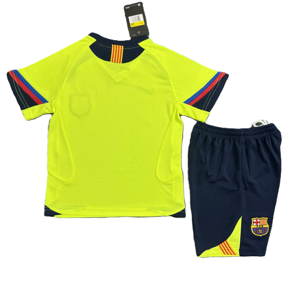Kit Barcelona Away Conjunto Infantil 05/06 (Versão Retrô)
