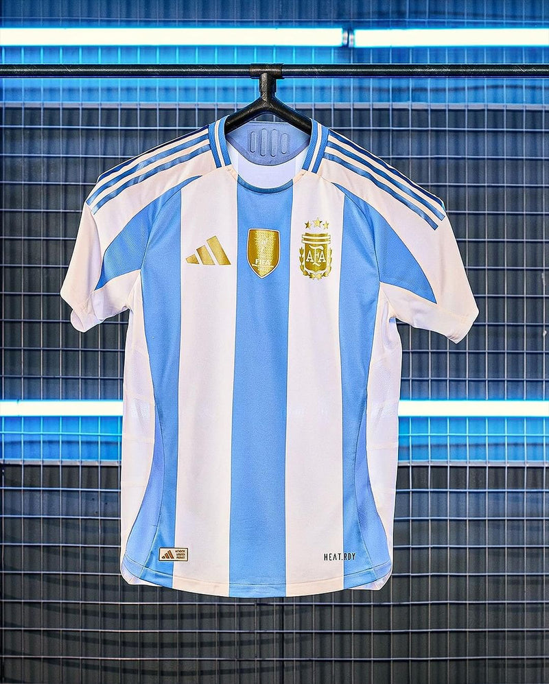 Camisa Seleção Argentina Home 2024/25 + Patch Campeão - Branca e Azul