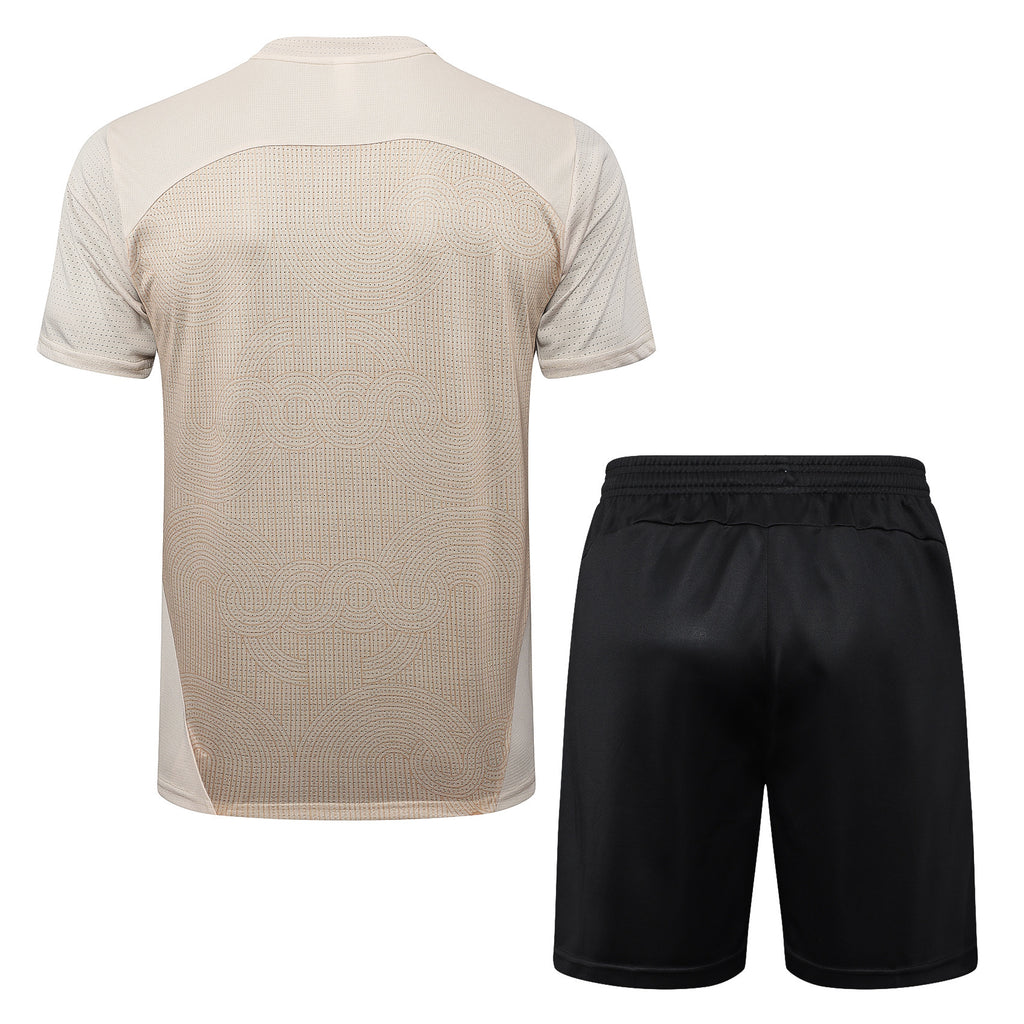 Kit Pre-Treino AC Milan Conjunto Adulto/Infantil (Versão Torcedor)