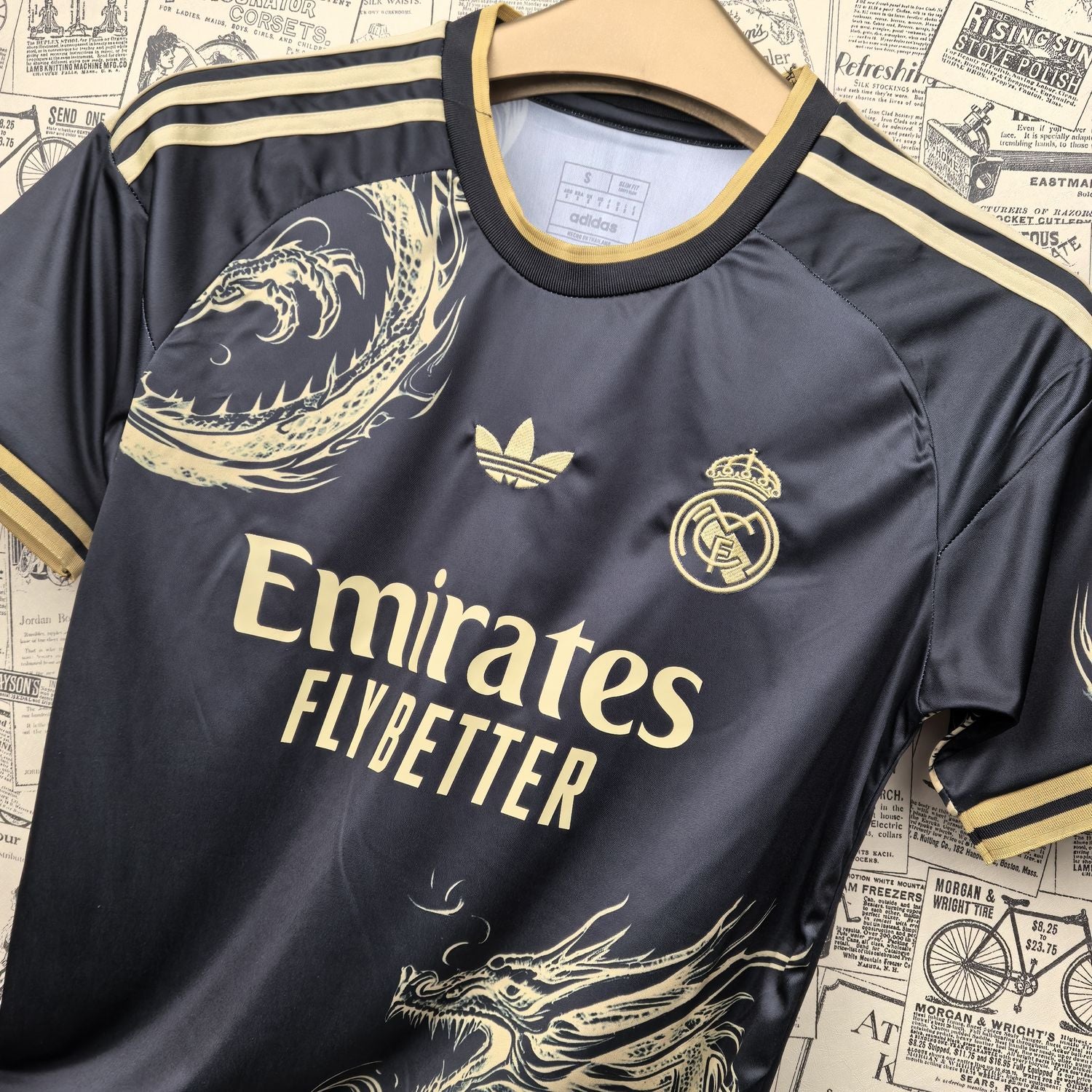 Camisa Real Madrid "Gold Dragon" 24/25 (Versão Torcedor) | EDIÇÃO ESPECIAL