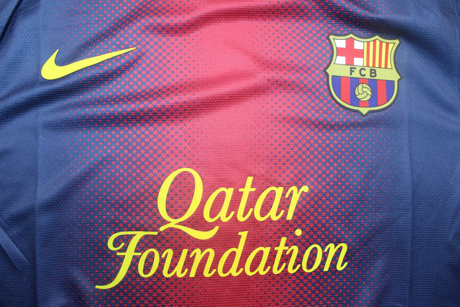 Camisa Barcelona Home 12/13 (Versão Jogador Retrô)