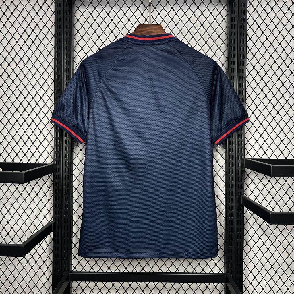 Camisa FC Barcelona "Red/Blue Concept Art" (Versão Torcedor) | EDIÇÃO ESPECIAL