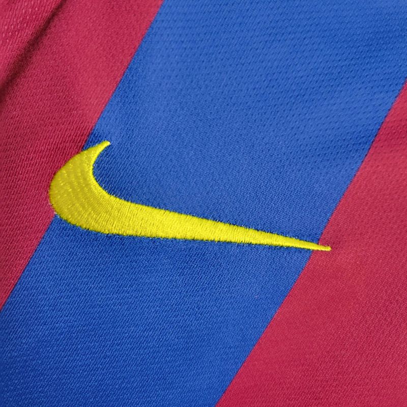 Camisa Barcelona Home 05/06 (Versão Retrô)
