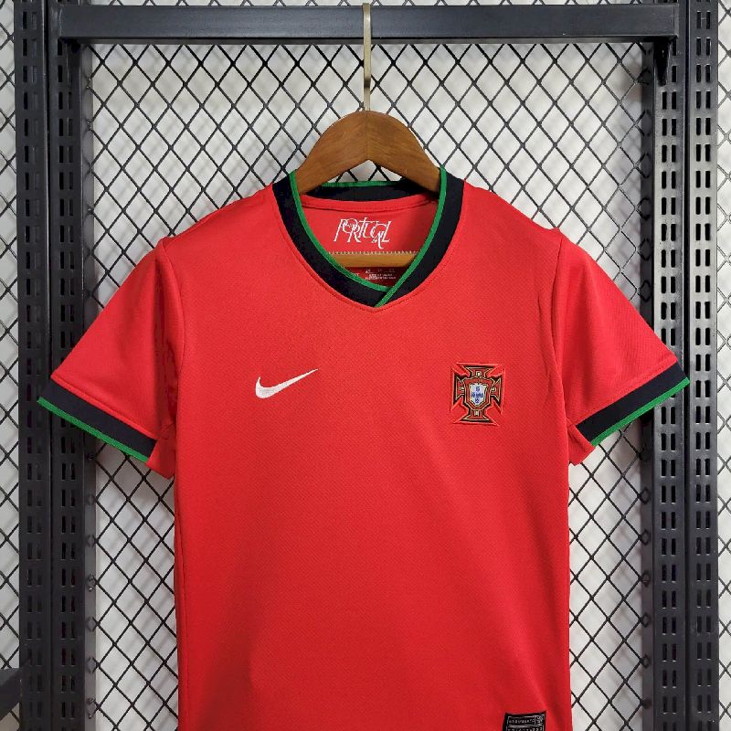 Kit Seleção Portuguesa Home 2024 Conjunto Infantil (Versão Torcedor)