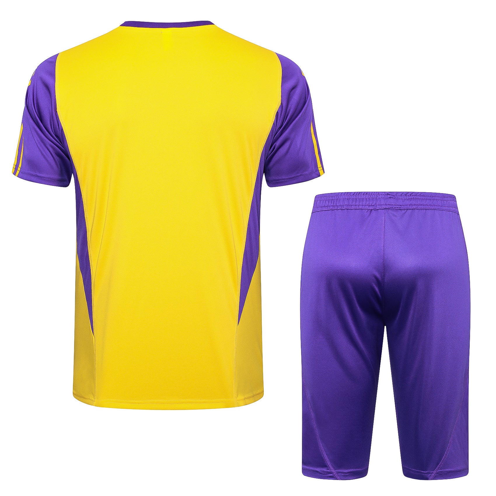 Kit Pre-Treino Real Madrid CF Conjunto Adulto/Infantil (Versão Torcedor)