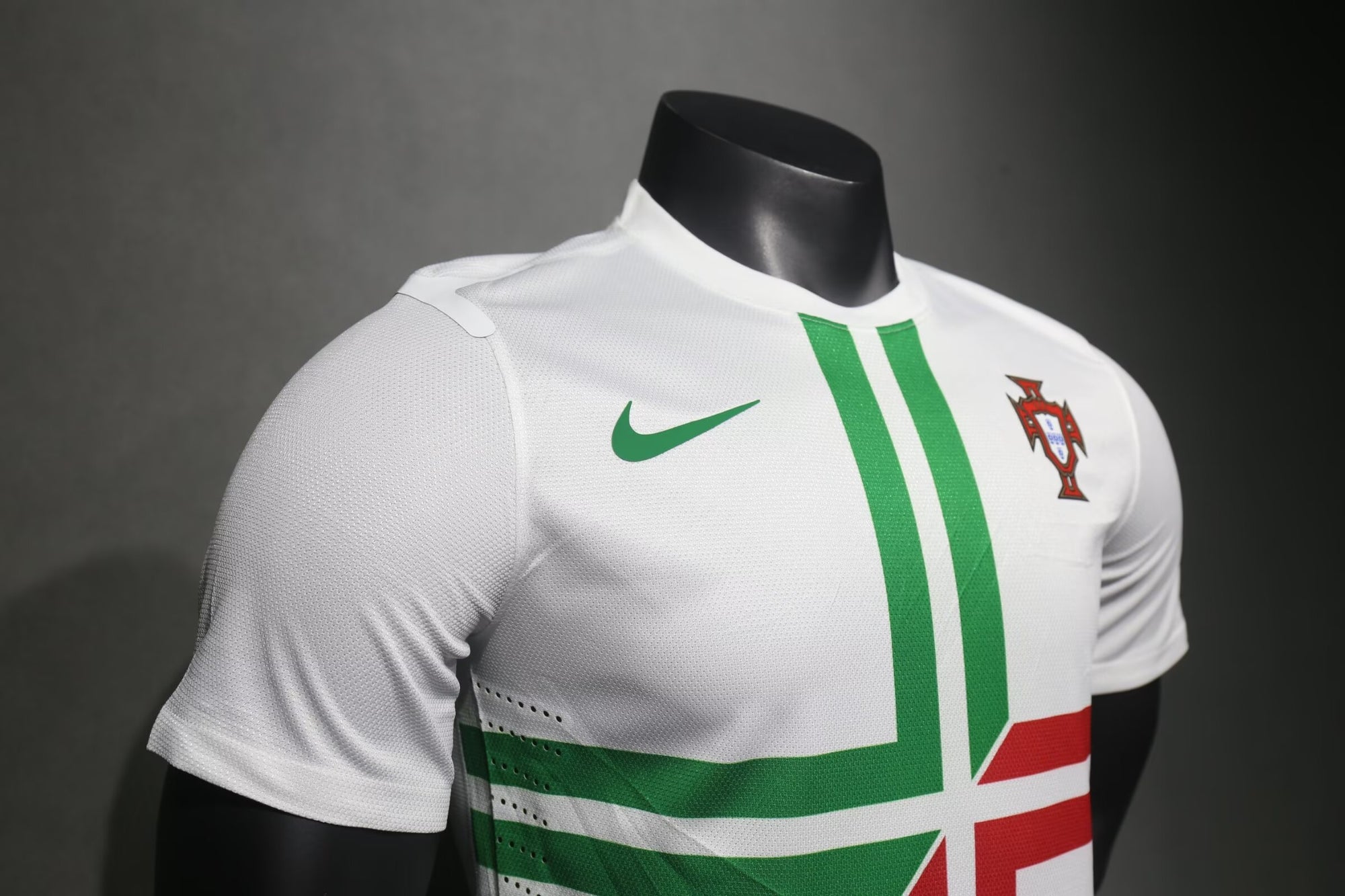 Camisa Seleção Portuguesa Away 2012 (Versão Jogador Retrô)