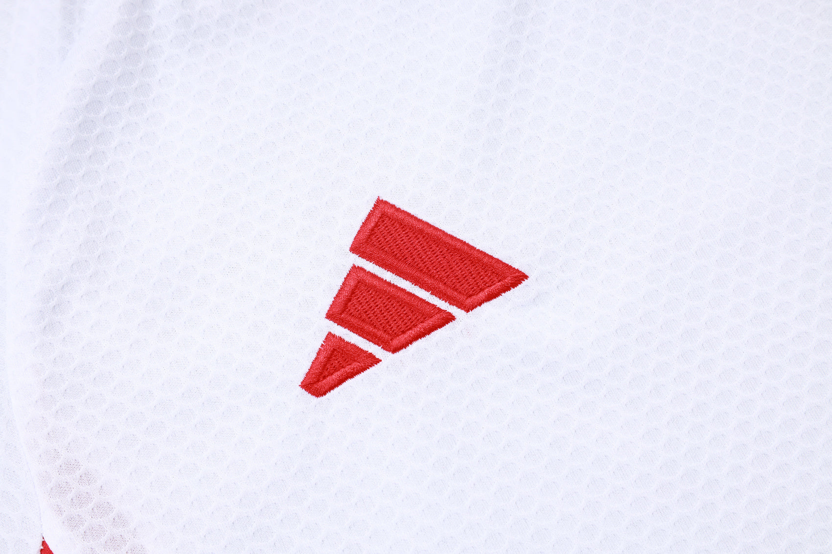 Chelsea FC Home Shirt 03/05 (Retro Fan Version)