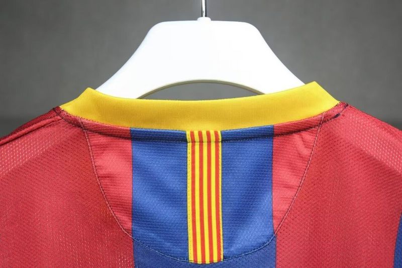 Camisa Barcelona Home 10/11 (Versão Jogador Retrô)