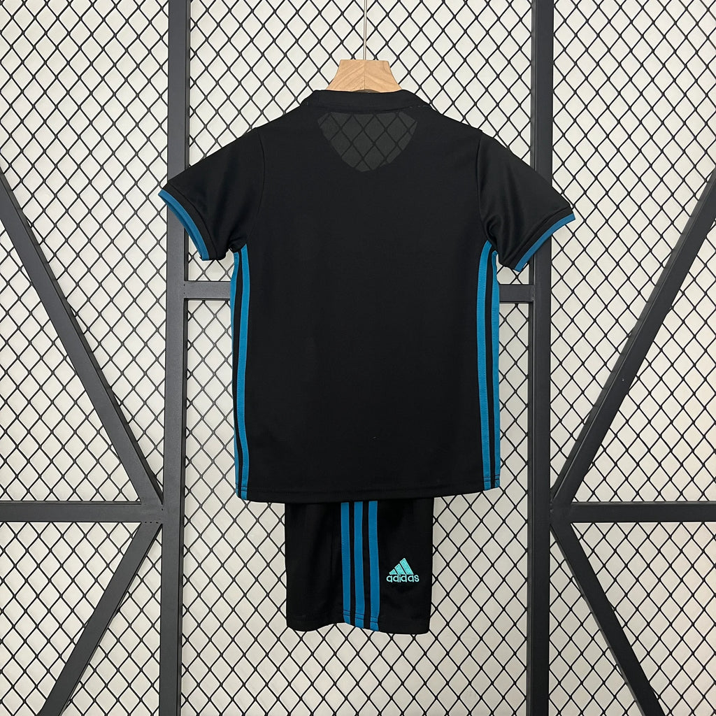 Kit Real Madrid Away 17/18 Conjunto Infantil (Versão Torcedor Retrô)