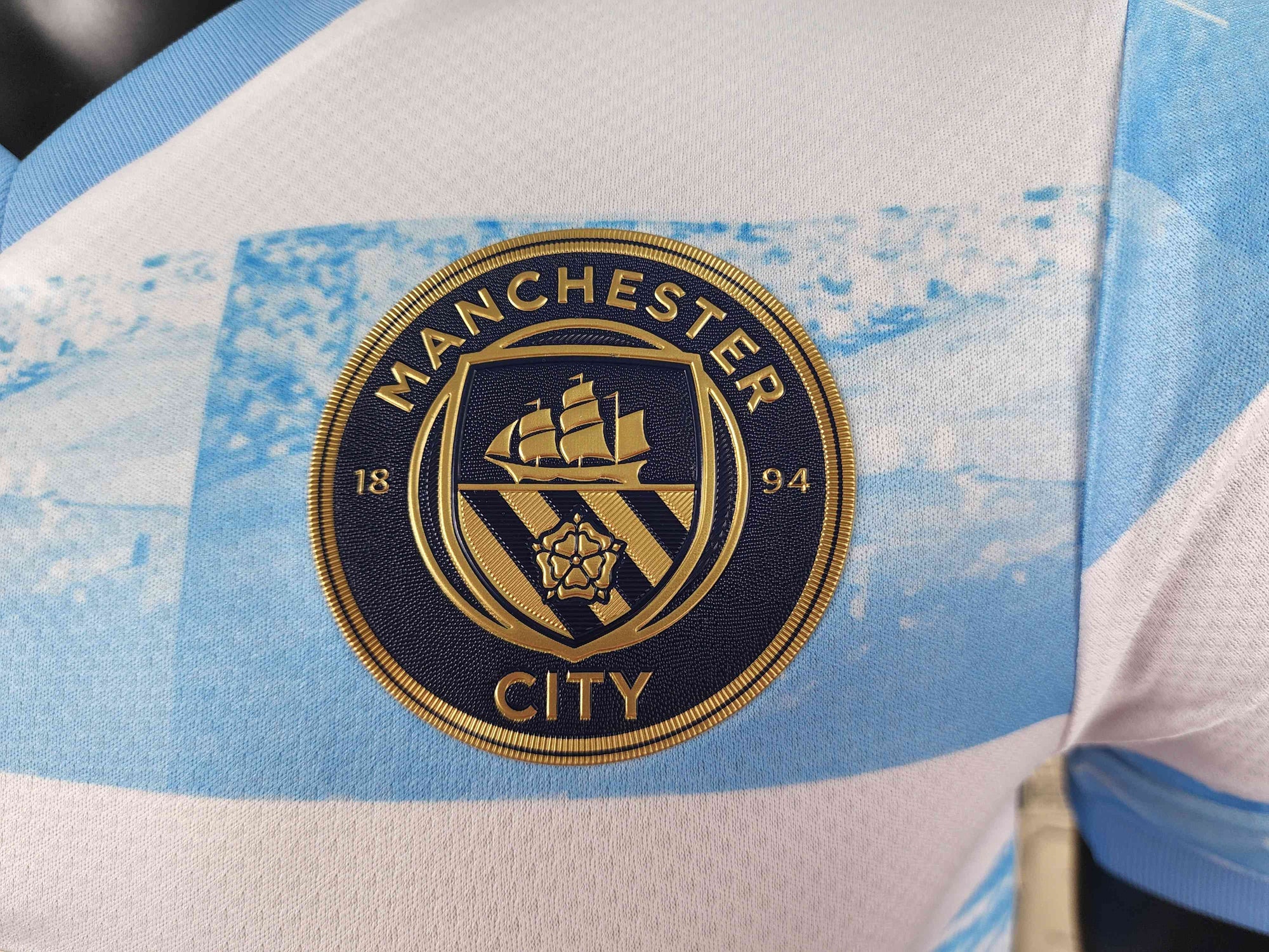 Camisa Manchester City "Blue Moments" 23/24 (Versão Jogador) | EDIÇÃO ESPECIAL