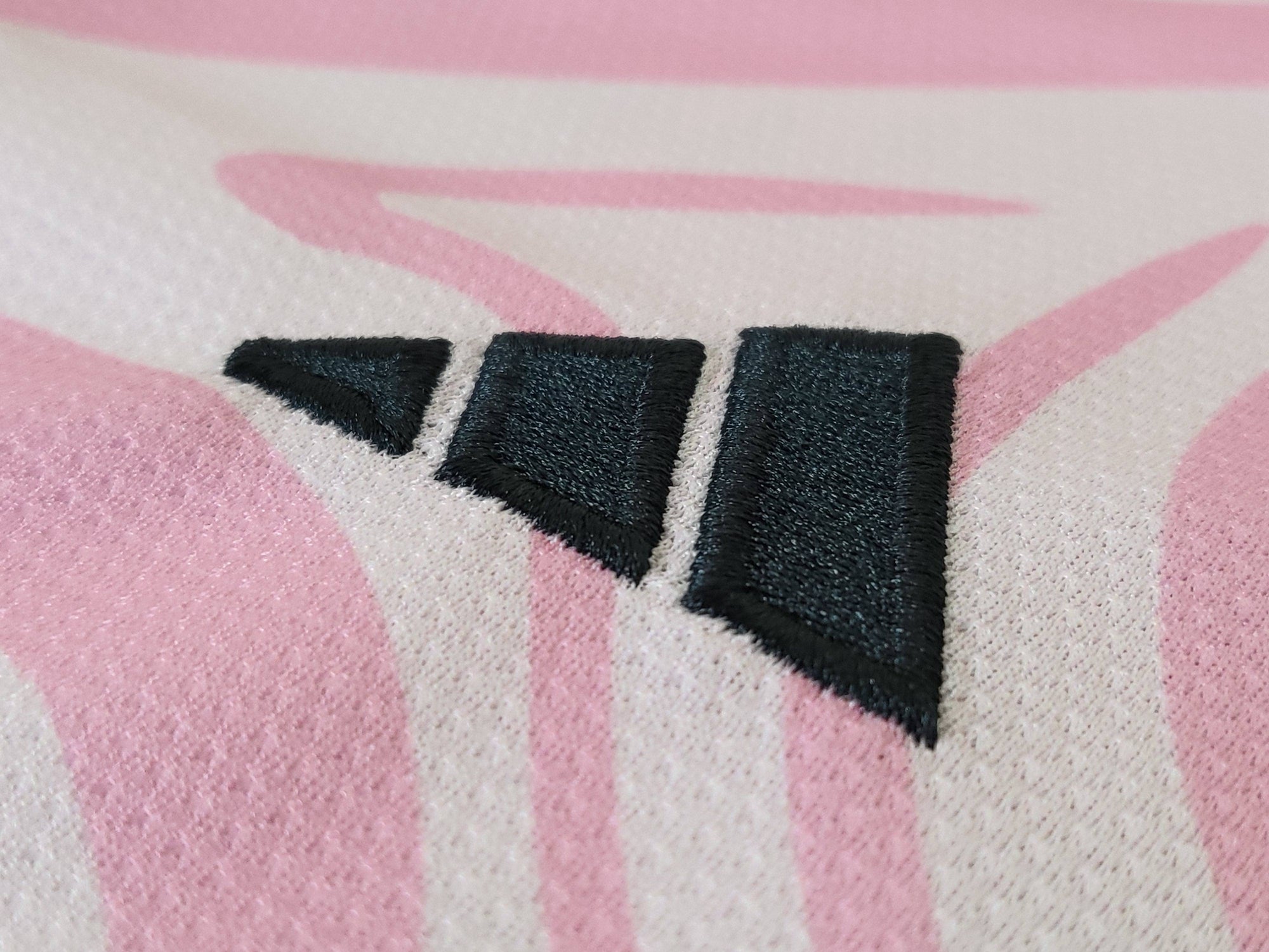 Camisa Flamengo Rosa 23/24 (Versão Torcedor) | EDIÇÃO ESPECIAL