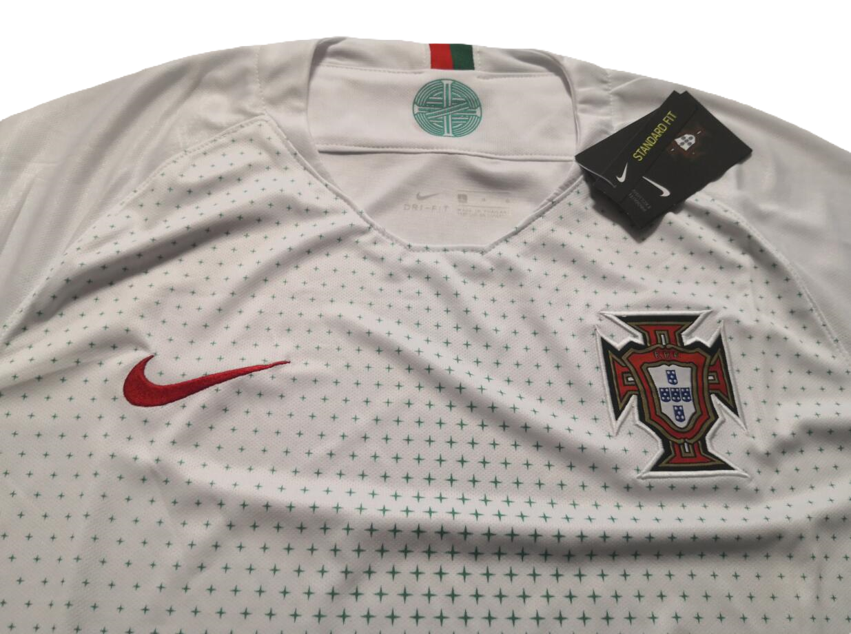 Camisa Seleção Portuguesa Away 2018 (Versão Torcedor Retrô)