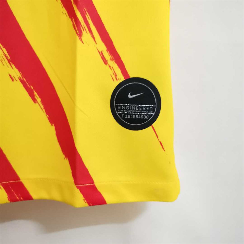 Camisa Barcelona Fourth 19/20 (Versão Retrô)