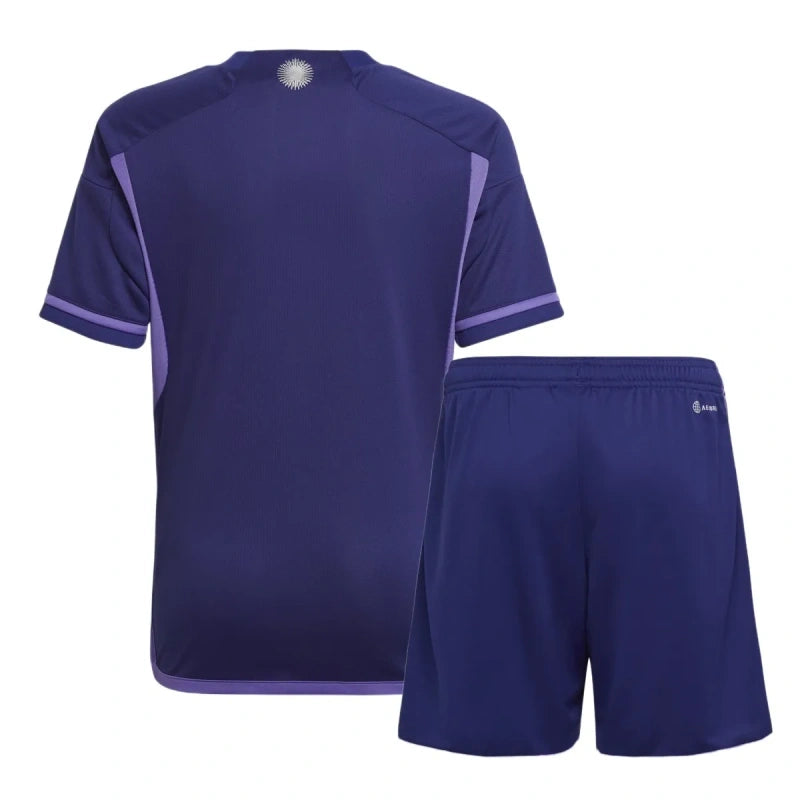 Kit Seleção Argentina Away 2022 Conjunto Infantil (Versão Retrô)