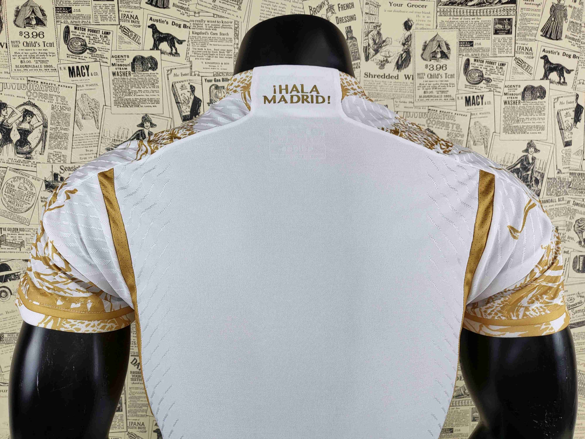 Camisa Real Madrid "Golden-White Style" 23/24 (Versão Jogador) | EDIÇÃO ESPECIAL