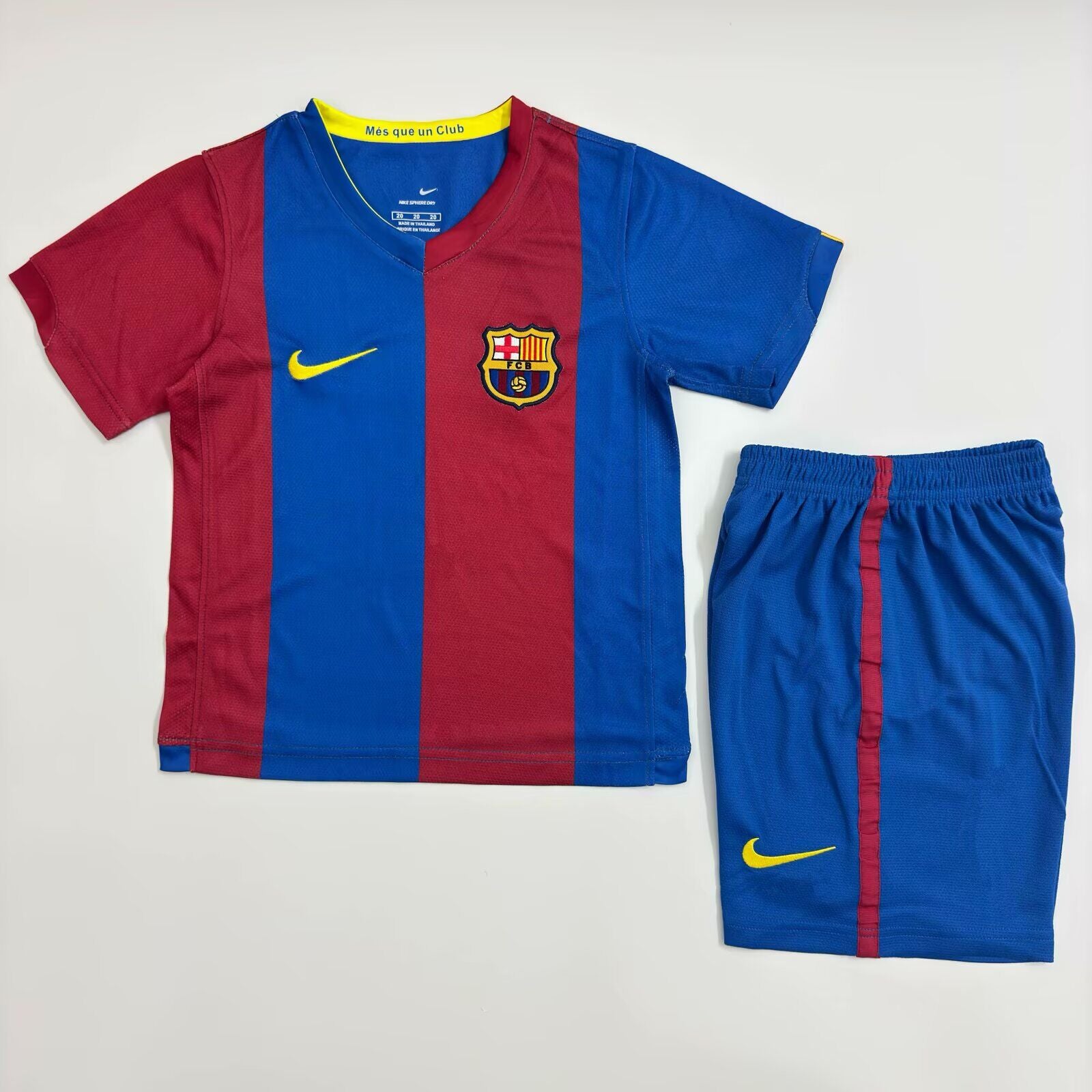 Kit Barcelona Home Conjunto Infantil 06/07 (Versão Retrô)