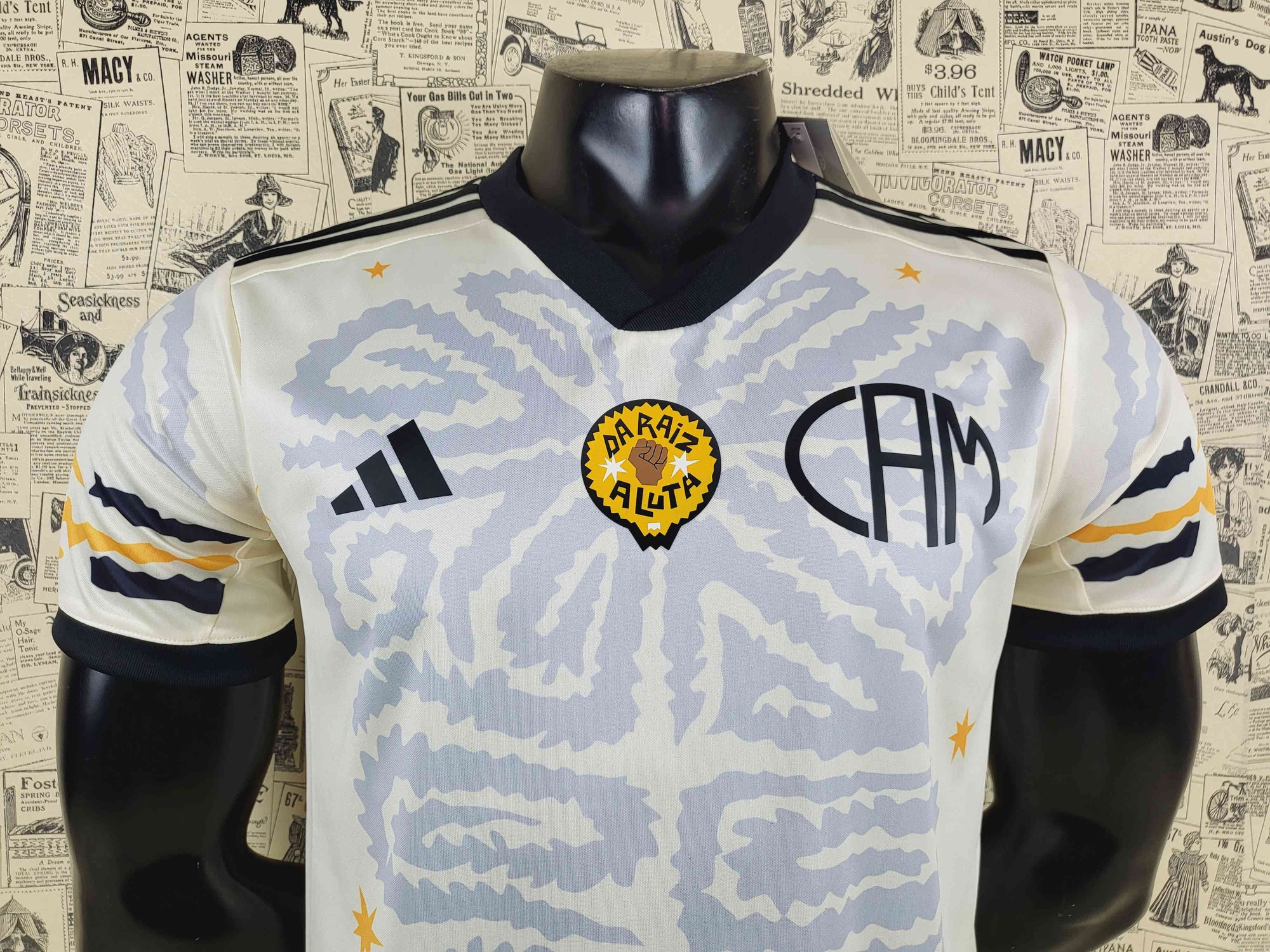 Camisa Clube Atlético Mineiro "RAIZ A LUTA" 23/24 (Versão Torcedor) | EDIÇÃO ESPECIAL
