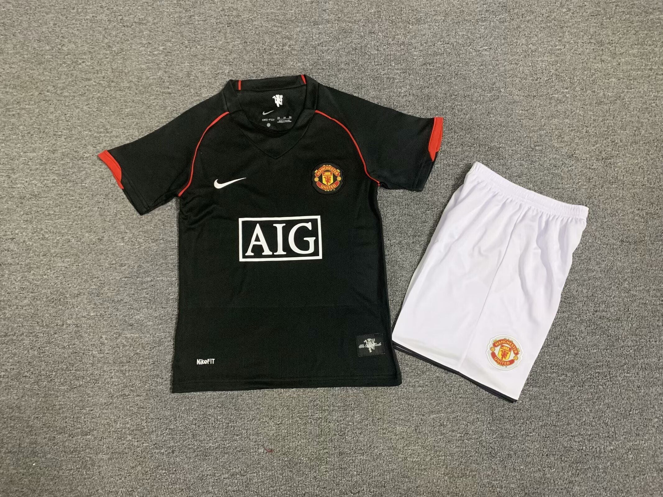 Camisa Manchester United Home 08/09 Conjunto Infantil (Versão Curta/Manga Longa Retrô)