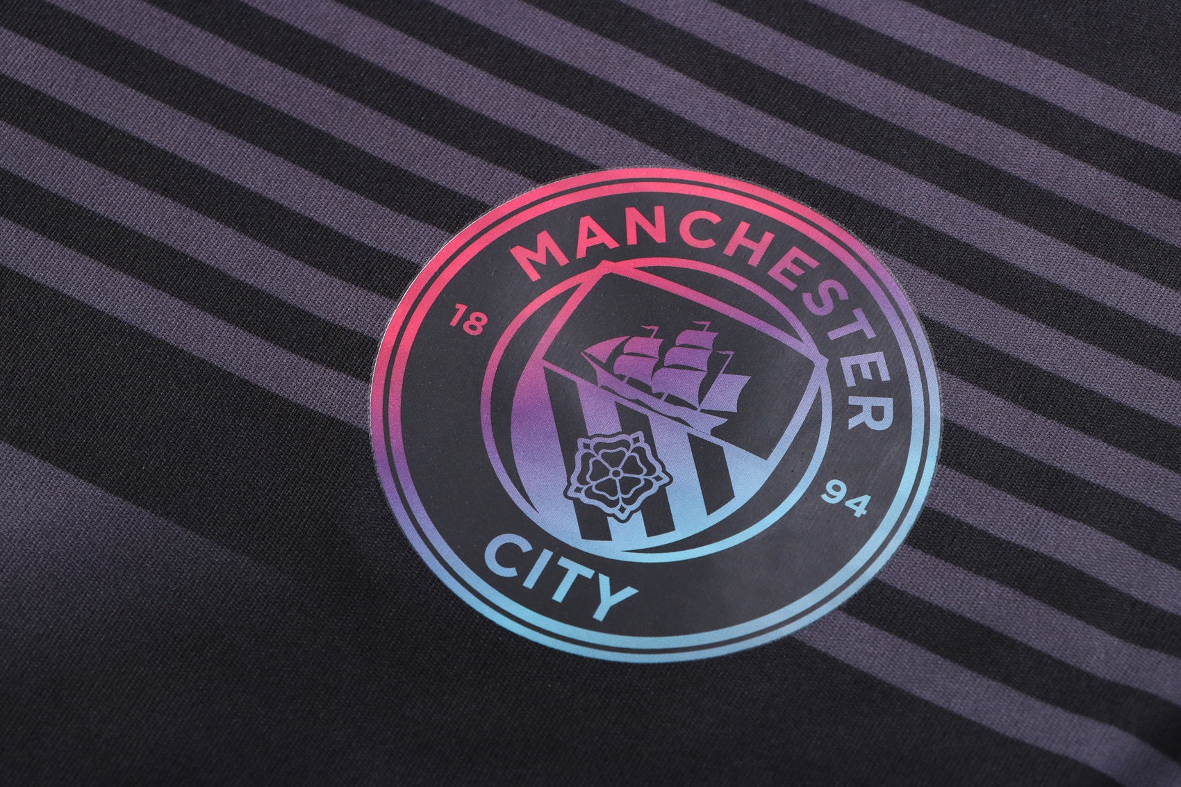 Kit Pre-Treino Manchester City F.C. Conjunto Adulto/Infantil (Versão Torcedor)