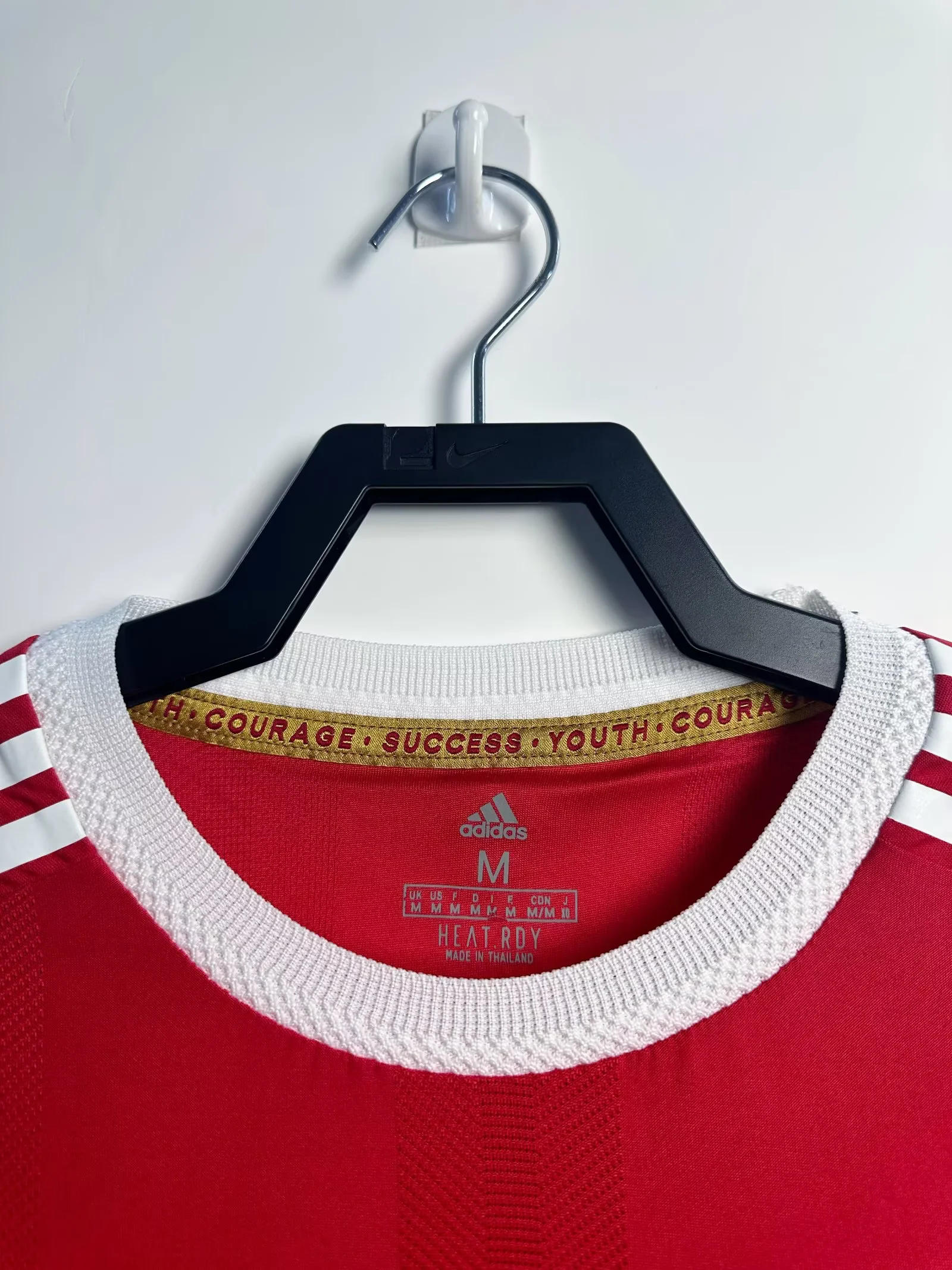 Camisa Manchester United Home 21/22 (Versão Manga Longa Jogador Retrô)