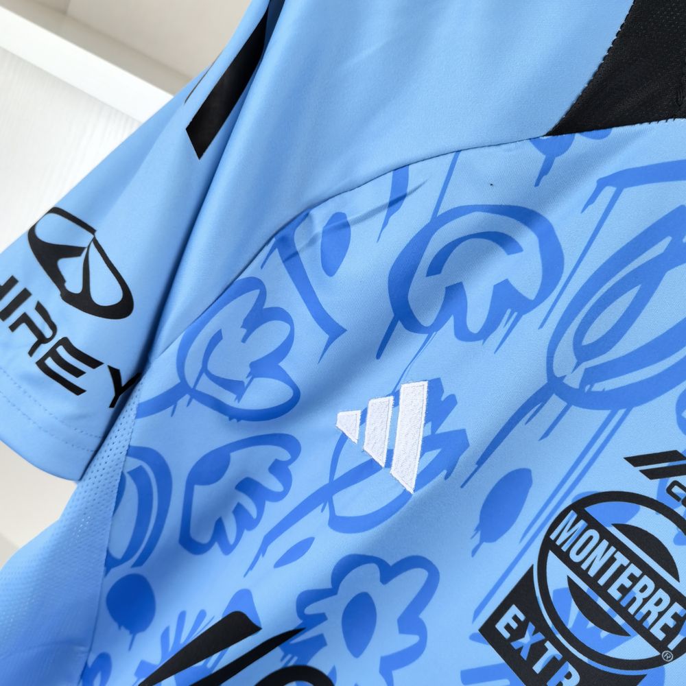 Camisa Tigres UANL "Blue Flower Style" 24/25 (Versão Torcedor) | EDIÇÃO ESPECIAL