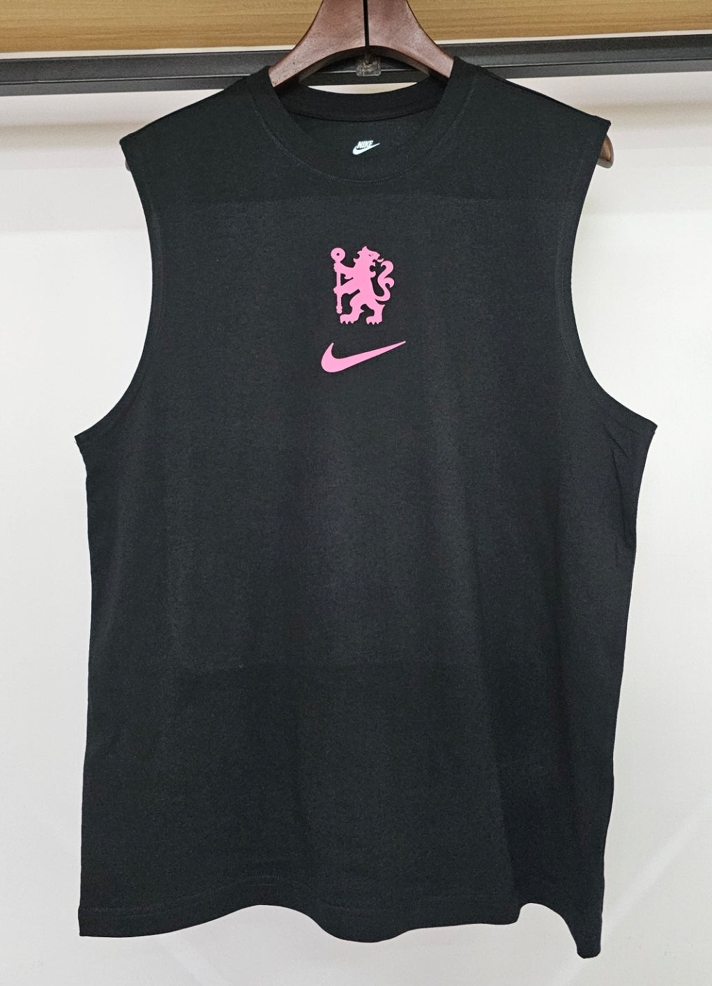 Camisa Regata Casual Manchester United "Pink Logo" | Moda Esportiva