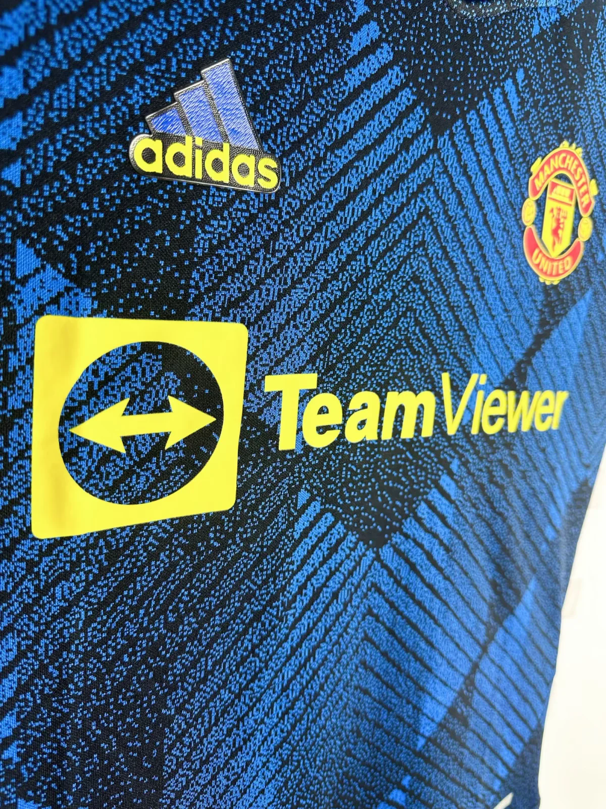Camisa Manchester United Third 21/22 (Versão Jogador Retrô)