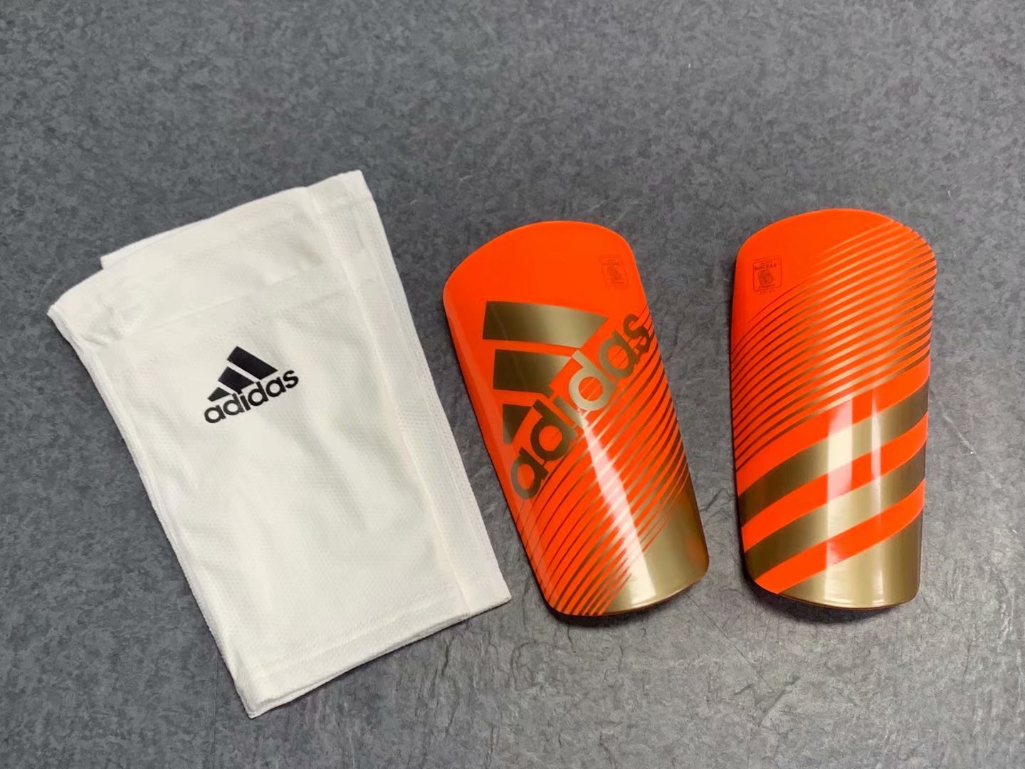 Caneleira Adulto-Criança | Acessórios Esportivos (Entregas Acima de 20€)