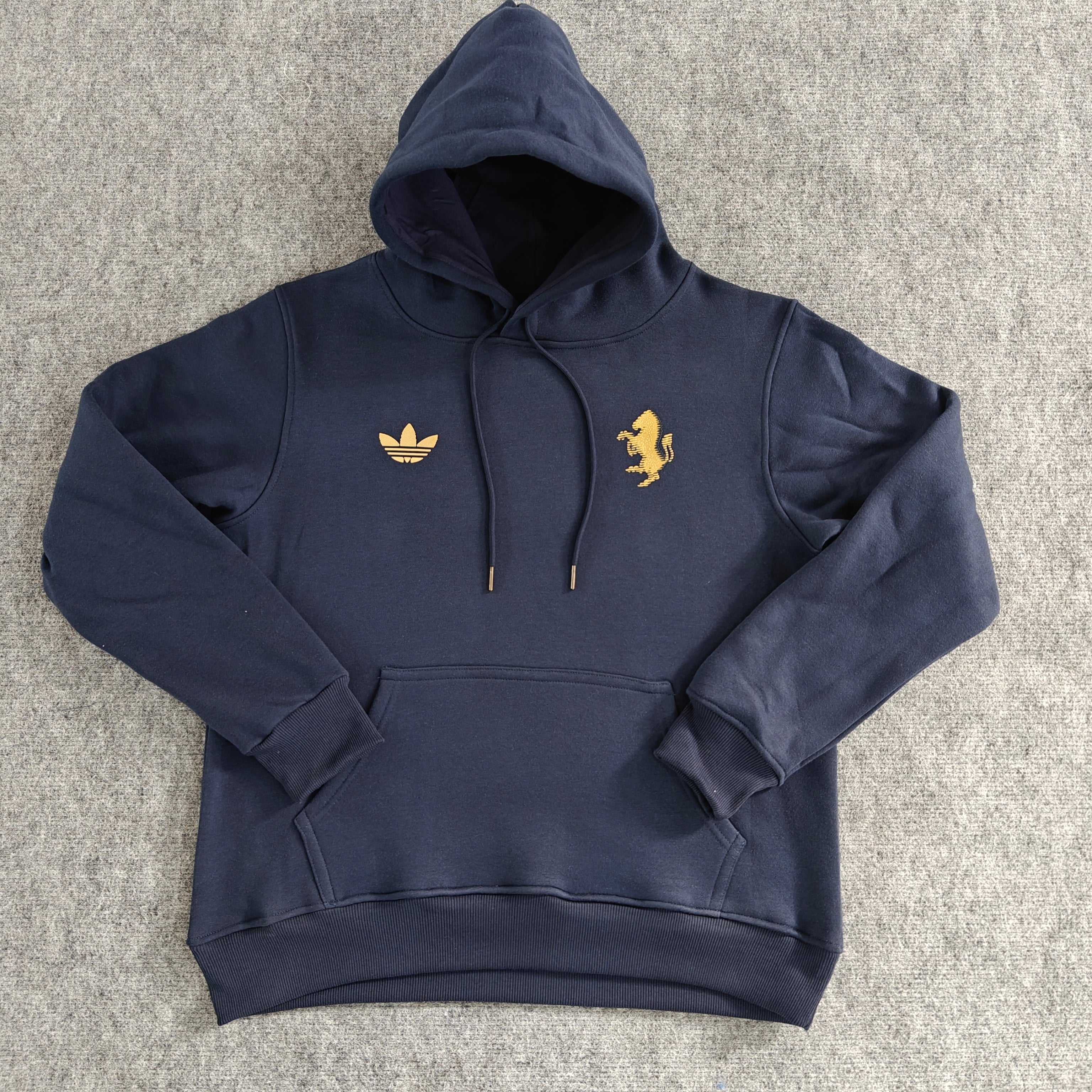 Juventus FC Sweatshirt | Chest Logo