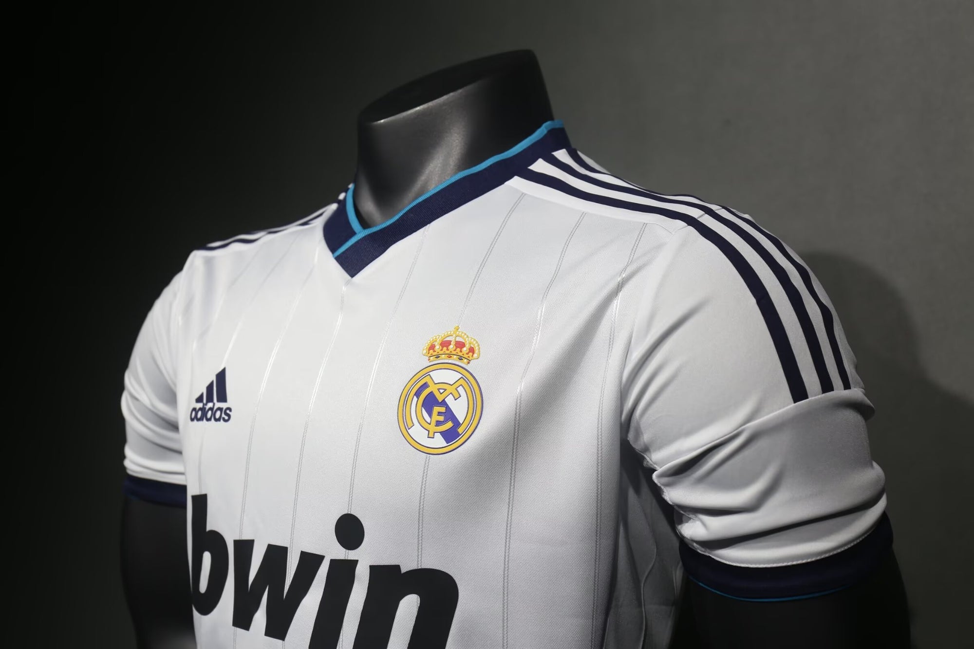 Camisa Real Madrid Home 12/13 (Versão Jogador Retrô)