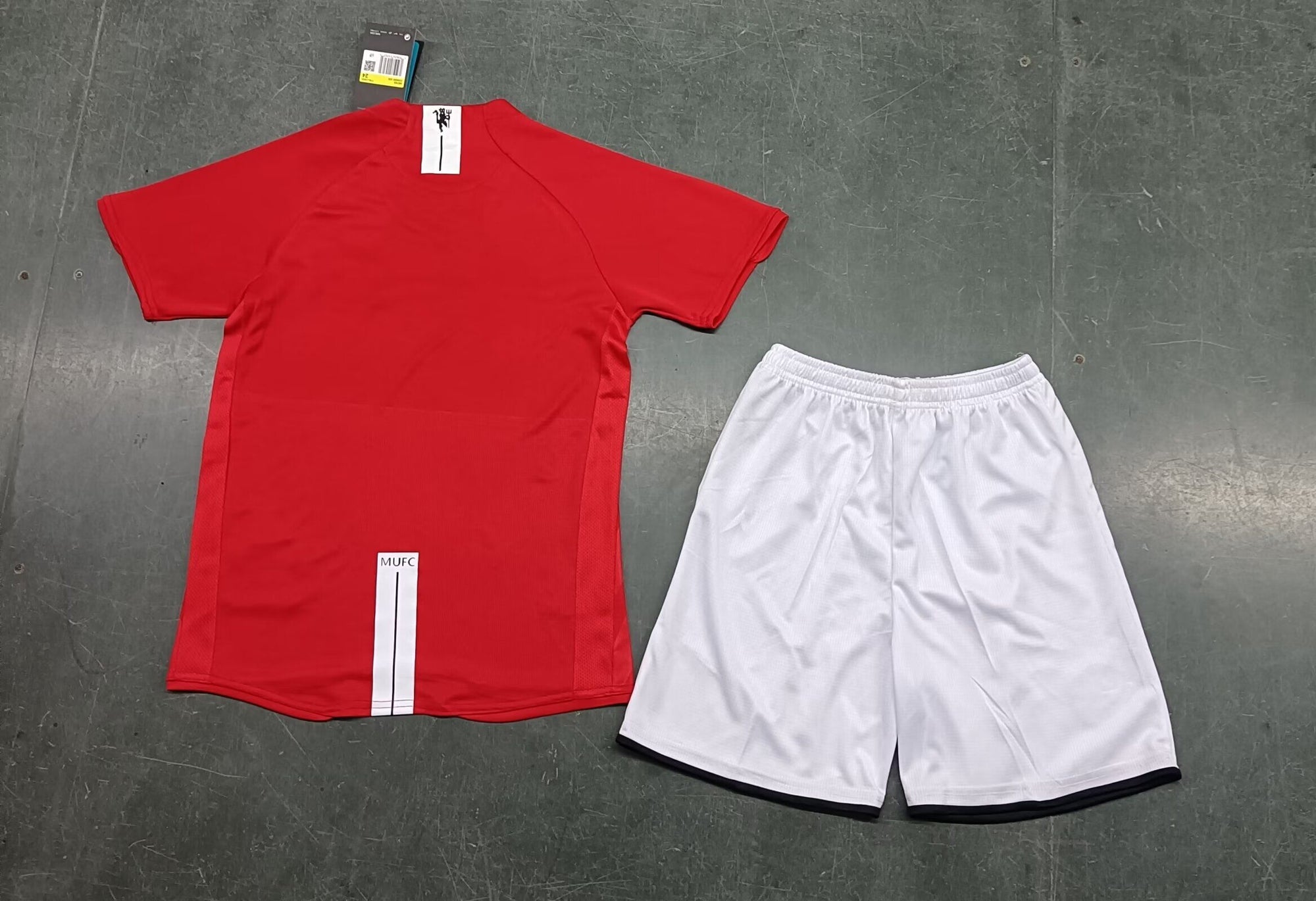 Camisa Manchester United Home 07/09 Conjunto Infantil (Versão Curta/Manga Longa Retrô)