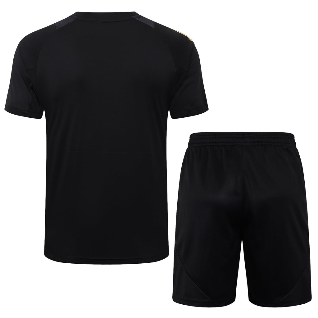 Kit Pre-Treino Real Madrid CF Conjunto Adulto/Infantil (Versão Torcedor)
