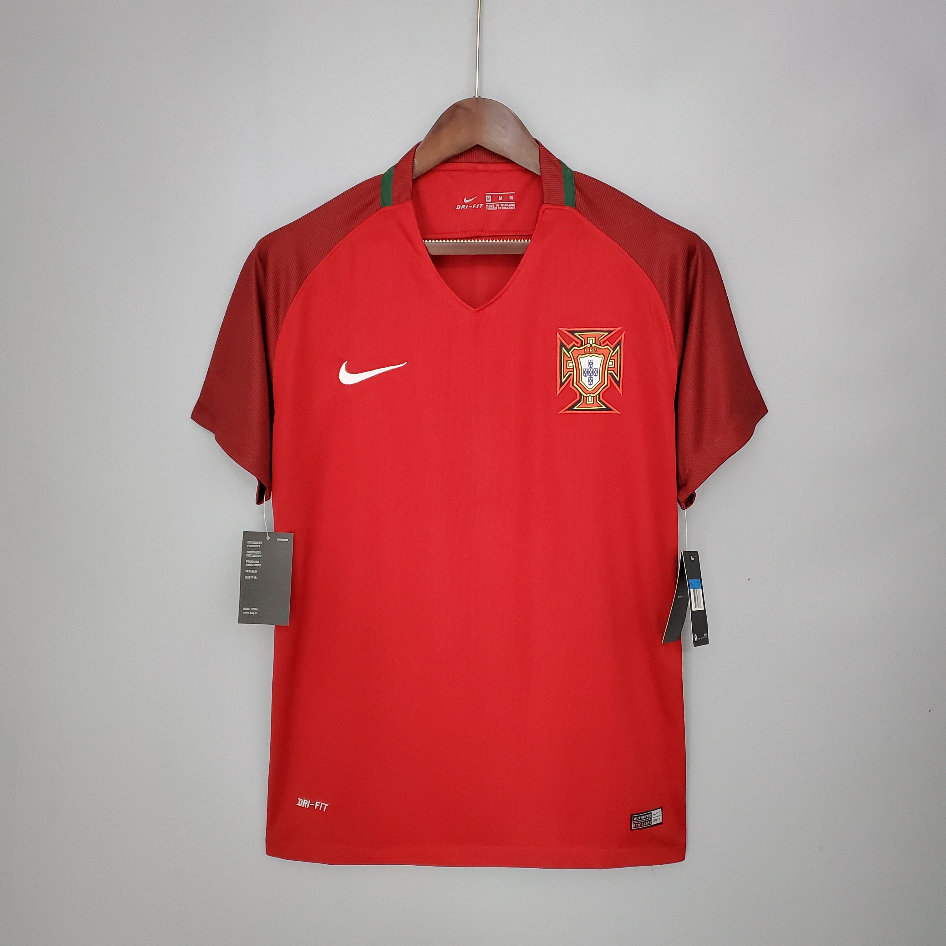 Camisa Seleção Portuguesa Home 2016 (Versão Torcedor Retrô)