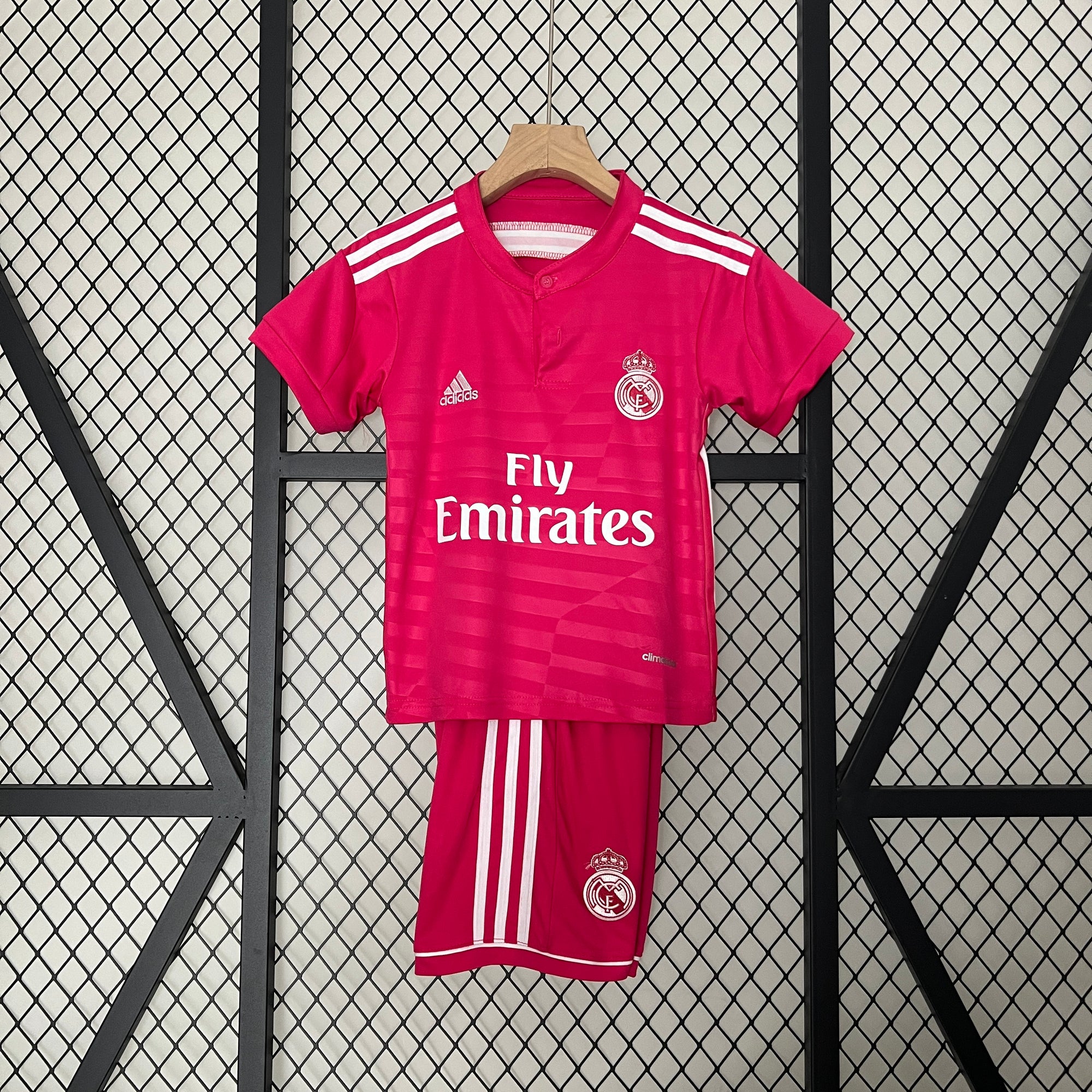 Kit Real Madrid Away 14/15 Conjunto Infantil (Versão Torcedor Retrô)